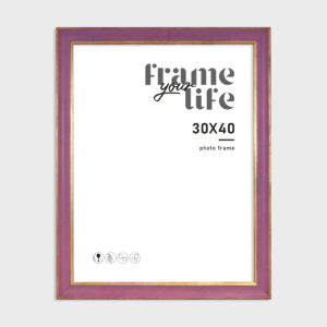 Cornice viola con bordo dorato
